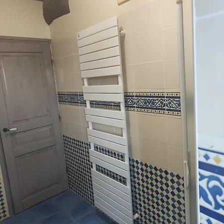 Les Deux Vallées Hébergement de vacances *