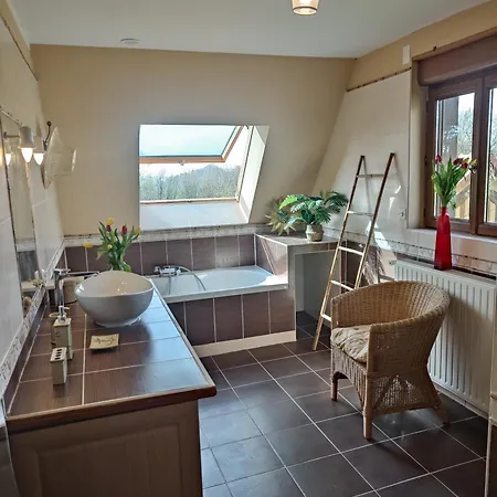 Les Deux Vallées Hébergement de vacances Le Bois-Hellain