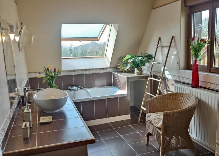 Les Deux Vallees Dom wakacyjny Le Bois-Hellain